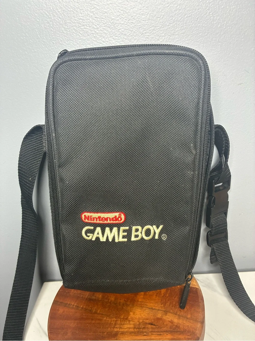 Nintendo Game Boy Carrying Case Bag Black Shoulder Strap Vintage
